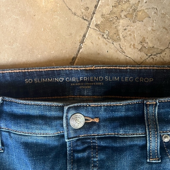 Chicos, So Slimming girlfriend slim leg crop Jean Chicos size 2 US size … - Picture 9 of 11